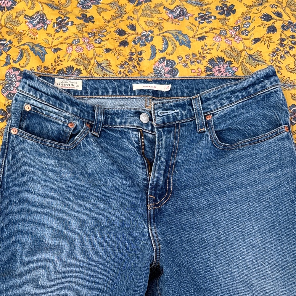 Levi’s Wedgie Slim Jeans